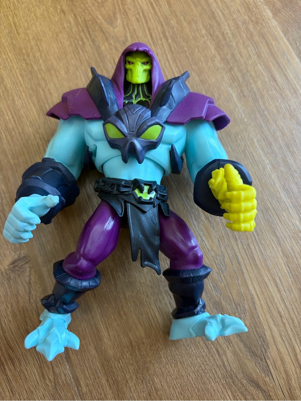Source Unknown Action Figure - Purple, Teal & Yellow